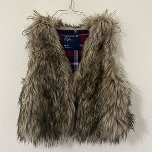 American Eagle Outfitters Faux Fur Vest - Brown